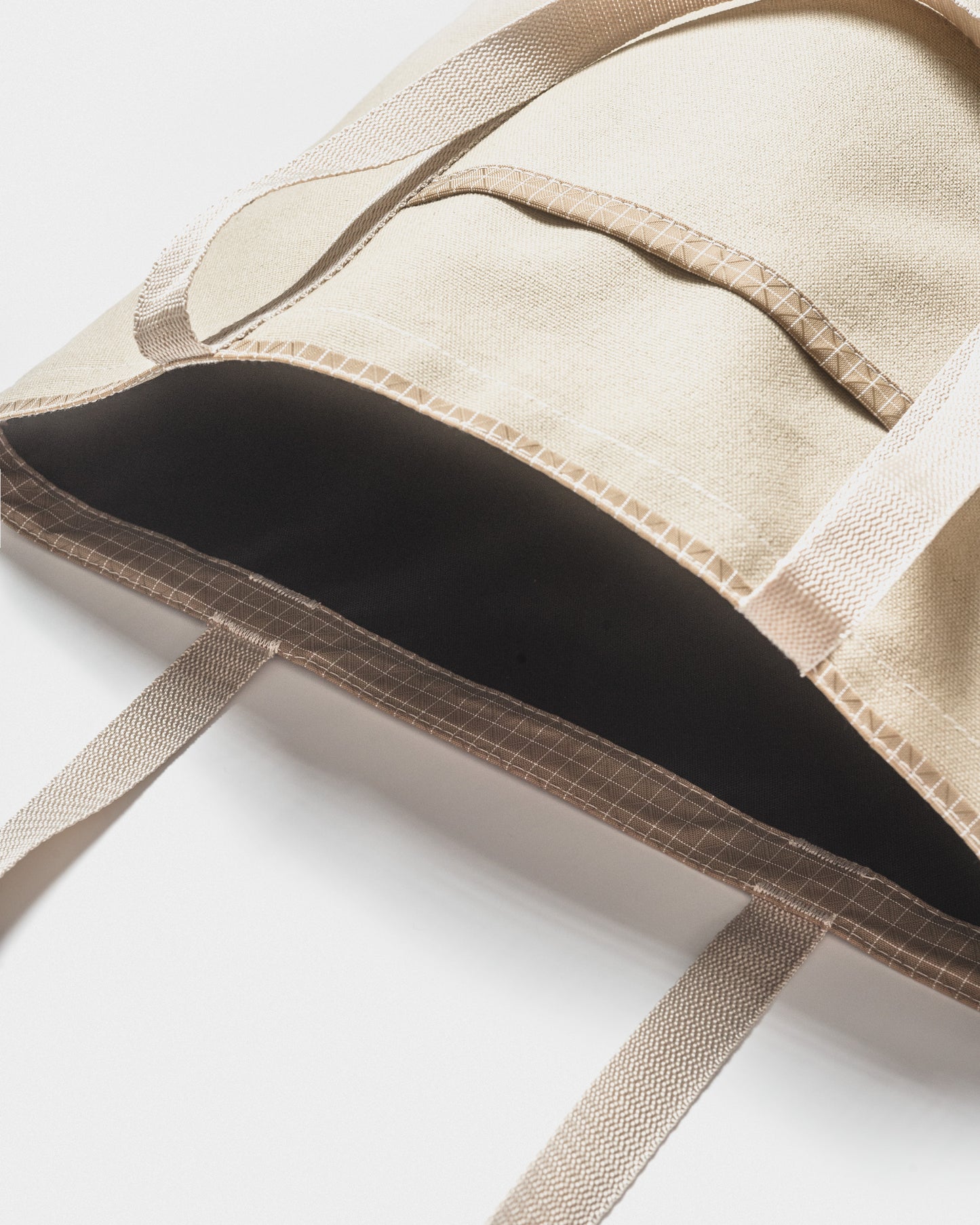 Desert City Tote